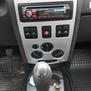 Prodajem  DACIA LOGAN by RENAULT