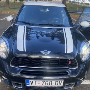 Prodajem ili mjenjam za Q3/GLA