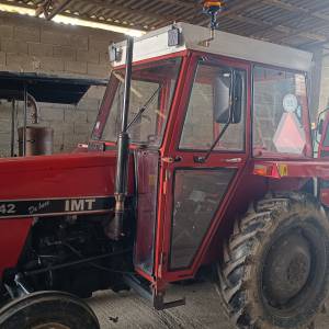 Prodajem IMT 542 vlasnik 1990godina zvati na broj 098779151