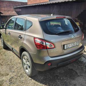 Qashqai 1.6 acenta plus 2010g reg11/25g 190.000km oprema može zamjena