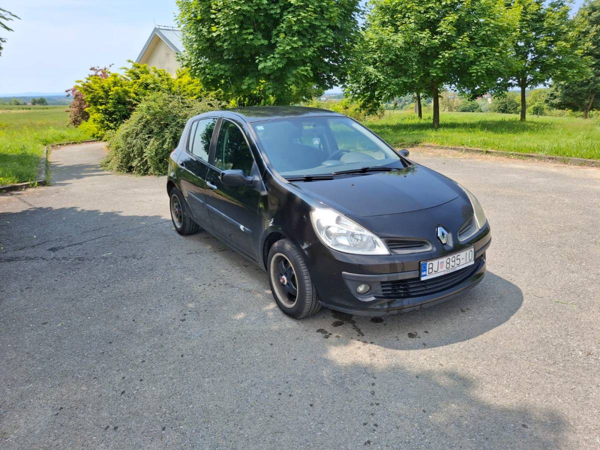 Renault Clio 1,2 16V 2008.g. reg. do 11/25