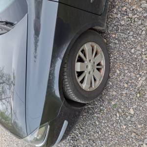 Renault laguna 1.9dci 88 kw 2005 godina