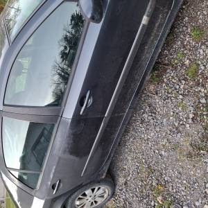 Renault laguna 1.9dci 88 kw 2005 godina