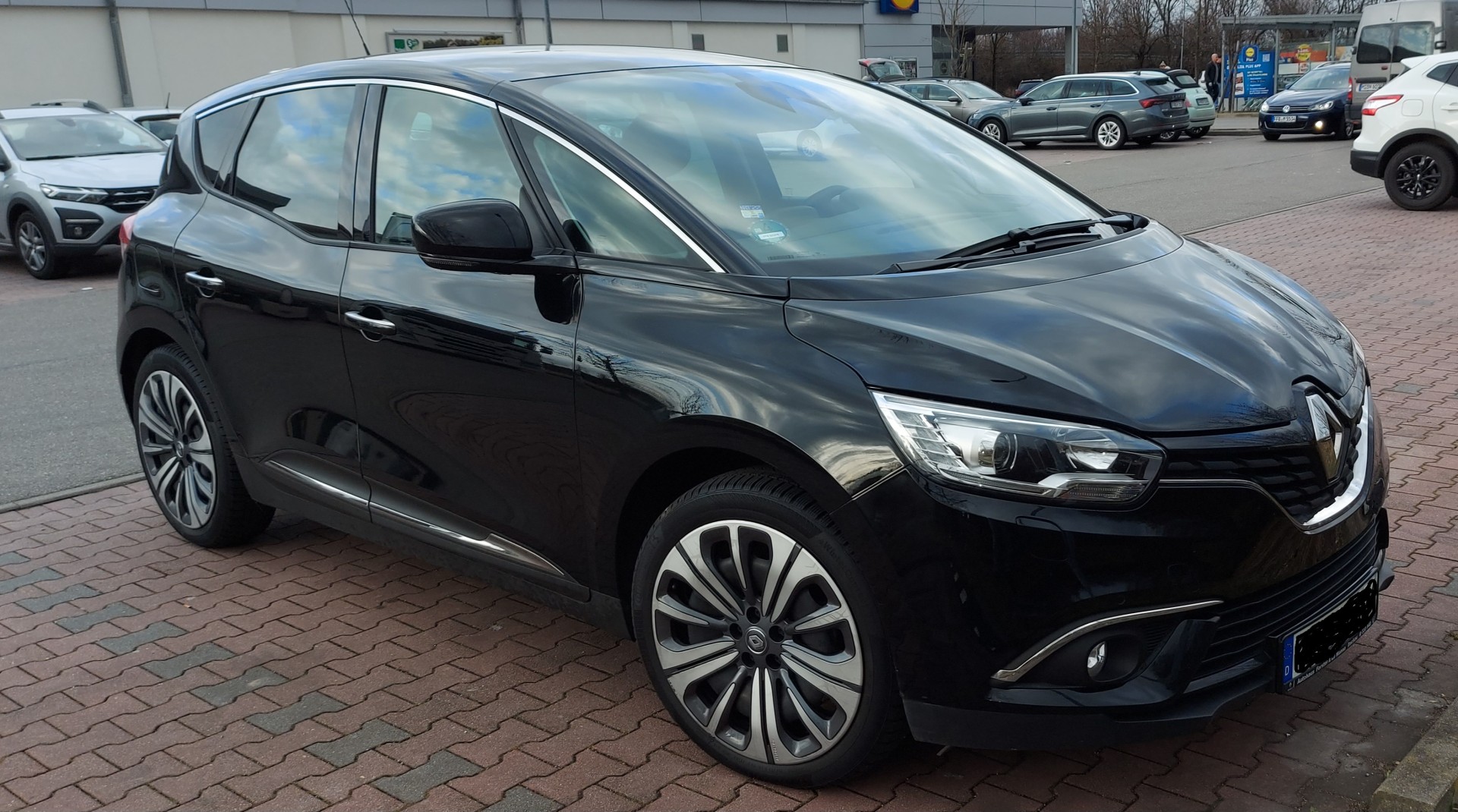Renault Scenic Limited DeLuxe , 140KS automatik