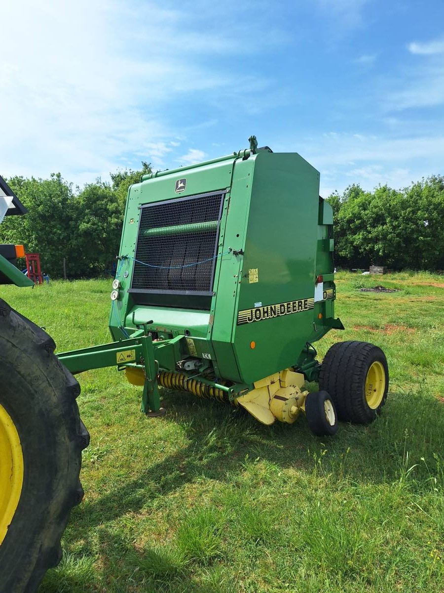 ROLOBALIRKA JOHN DEERE