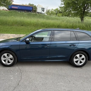 Škoda Octavia 2.0 TDI DSG *4x4* 2022. Godina 150 ks.. Top stanje.