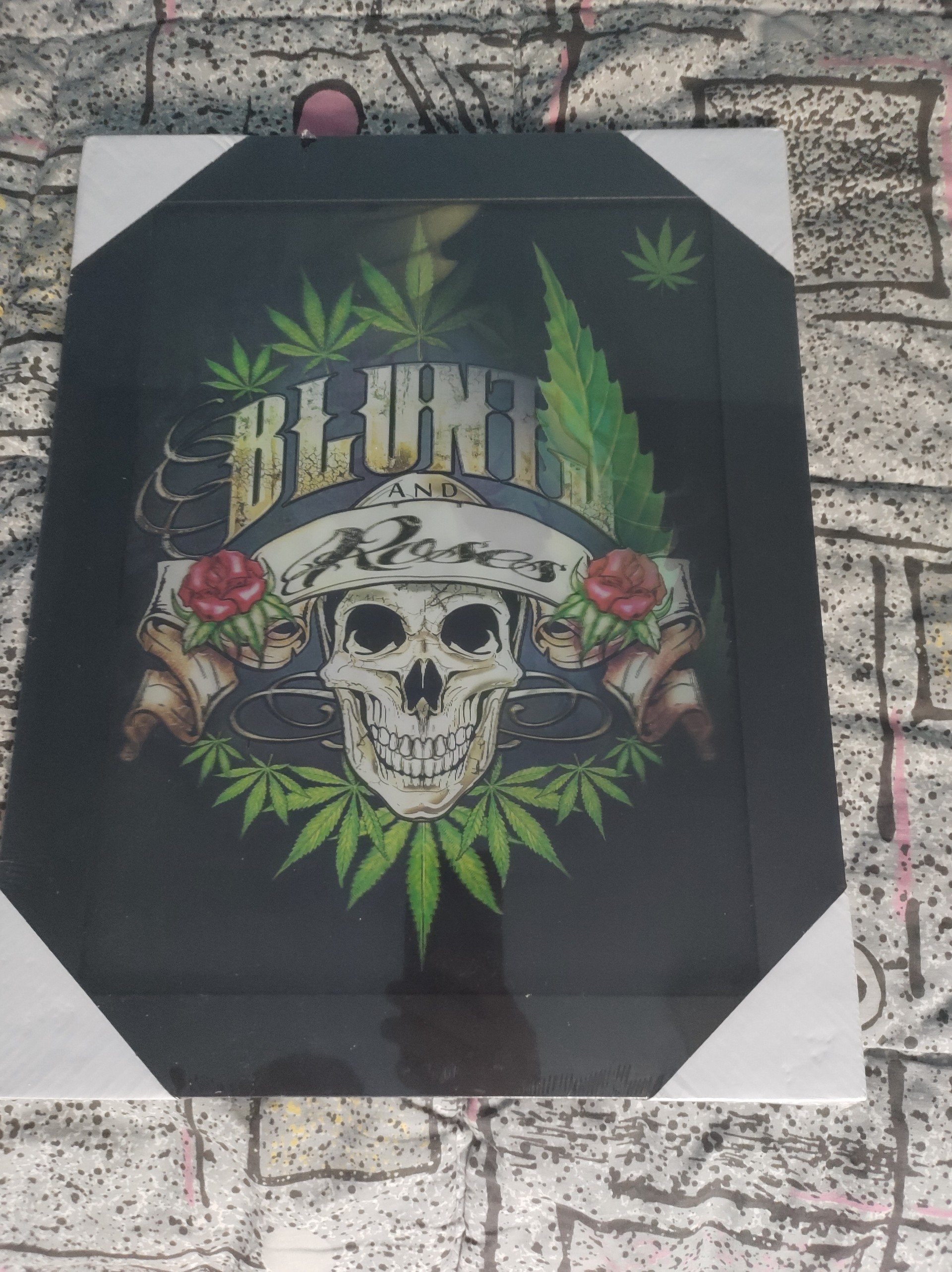 Slika 3D - 3 slike ,Lubanja , trava, , Blunts Roses ,Novo !