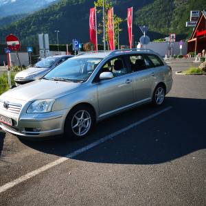Toyota avensis 1,8