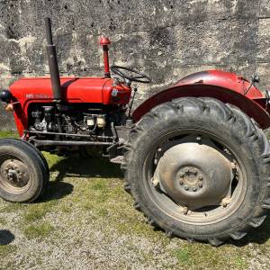 Traktor Ferguson IMT 533