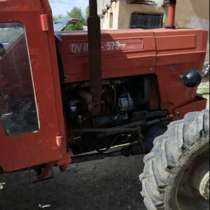 Traktor imt 579 sa prednjom vucom
