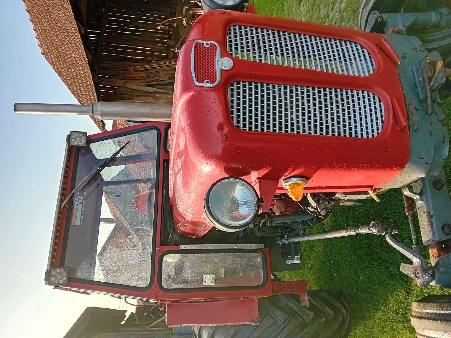 Traktor imt