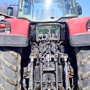 Traktor Massey Ferguson 8650