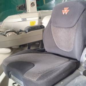 Traktor Massey Ferguson 8650
