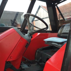 traktor zetor 7011 84 godna