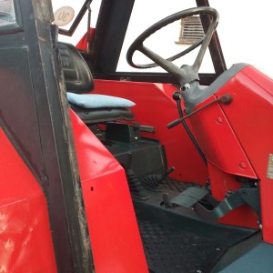 traktor zetor 7011 84 godna