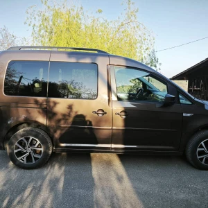 VW Caddy 2,0 TDI DSG PRILAGOĐEN ZA INVALIDE