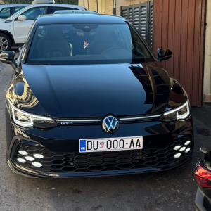 VW Golf 8 GTD - iQ Matrix - Alu 19 - ACC - Kamera - Nove gume