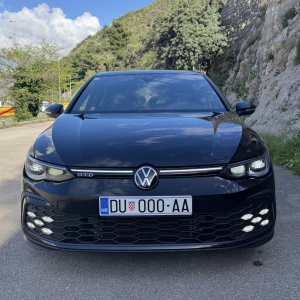 VW Golf 8 GTD - iQ Matrix - Alu 19 - ACC - Kamera - Nove gume
