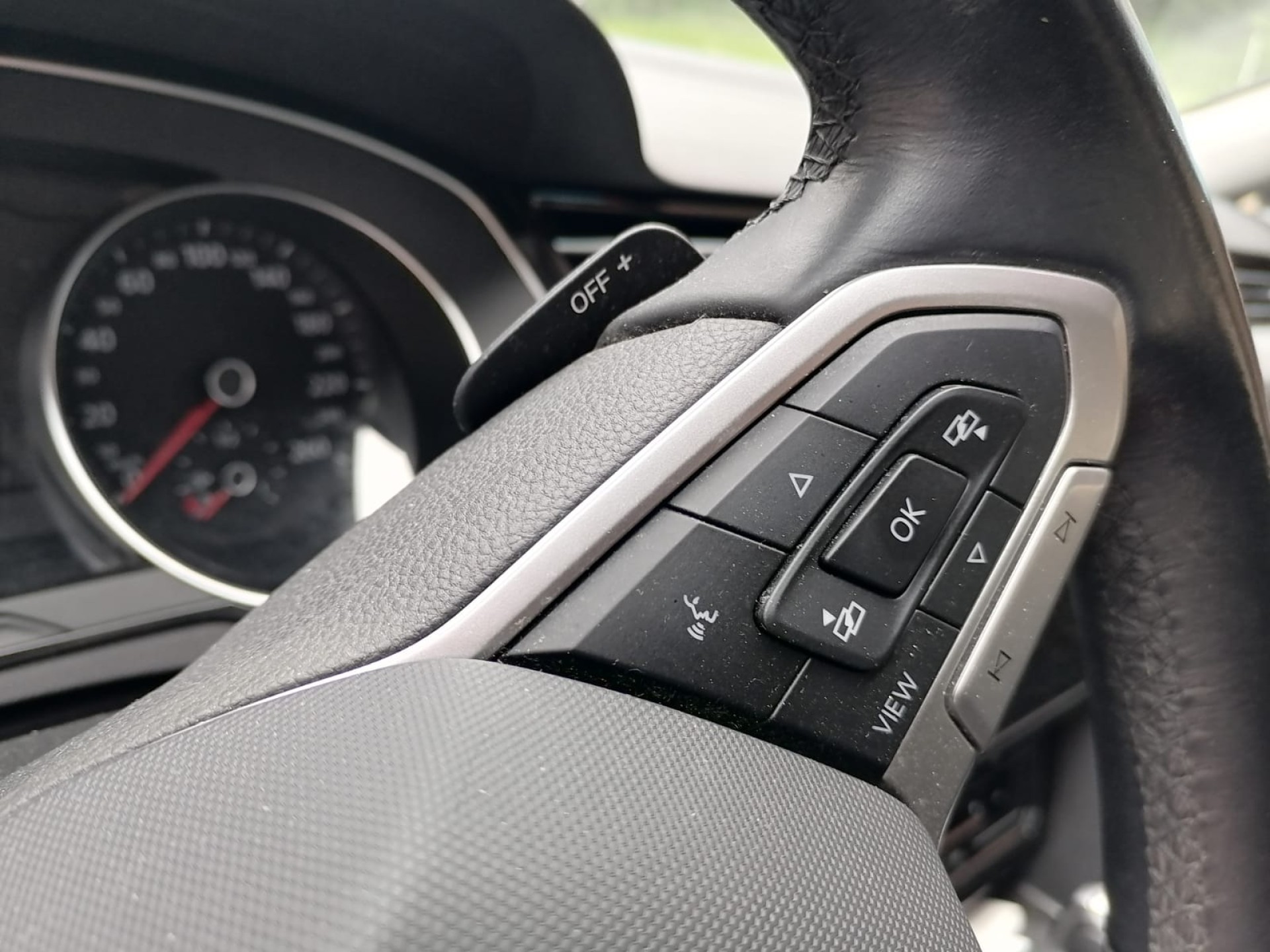 VW PASAT VARIANT 2.0 TDI - AUTOMATIC - 2021 GOD - REG 12 / 2025