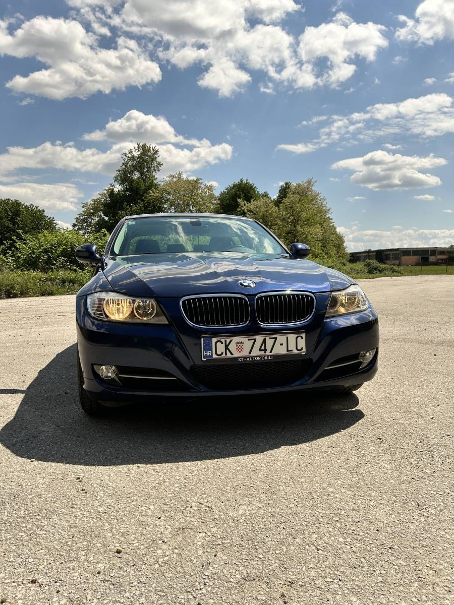 BMW 318i,EDITION oprema,samo 130tkm