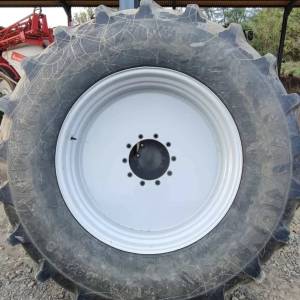 710/70r42 i 600/70r28