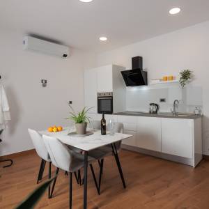 Apartman Terra 5 Deluxe sa dva privatna parkirna mjesta