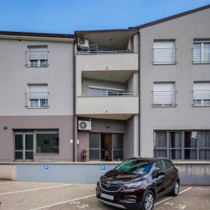 Apartman Terra 5 Deluxe sa dva privatna parkirna mjesta