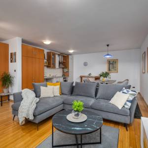 Apartman Terra Magica Deluxe sa parkingom, terasom i pogledom na more
