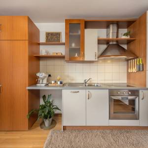 Apartman Terra Magica Deluxe sa parkingom, terasom i pogledom na more