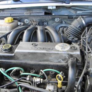 auto tehnički ispravan, motor igetriba  u super stanju sa svega 122000