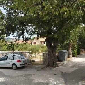 Brač, Nerežišća, građevno zemljište za prodaju,kmpletna infrastruktura