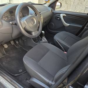 Dacia Sandero Stepway 1.6-tvornički plin..Reg 1 godinu..Klima..Alu