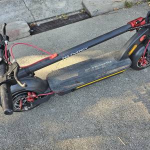 Električni romobil MS energy e 10 / 2 komada / Punjači / Kacige