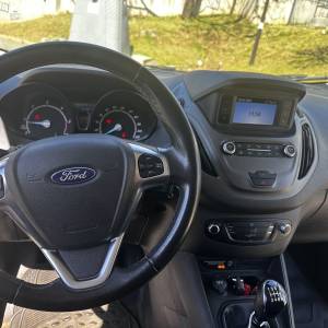 FORD TRANSIT COURIER