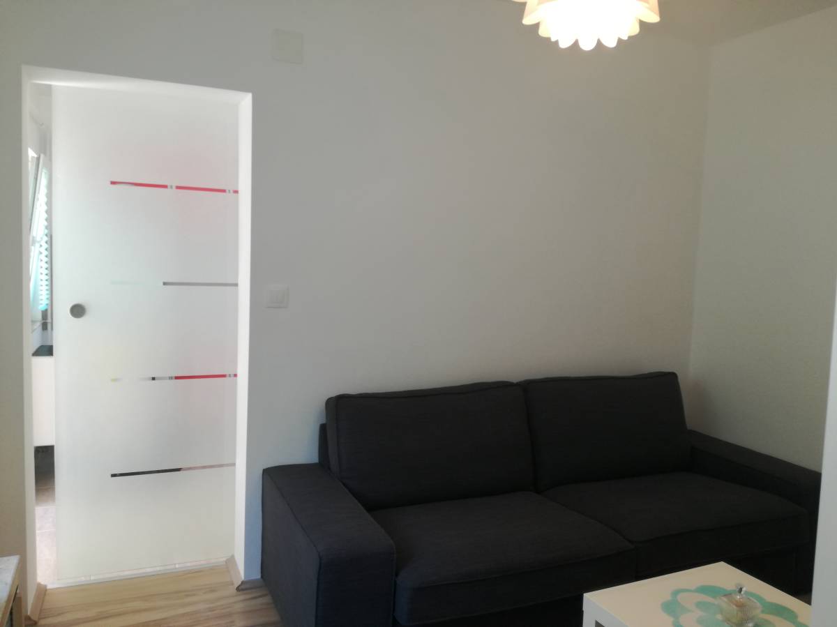 Garsonjera, Maksimir 35m²