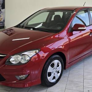 HYUNDAI I30 MAKSIMALNO SAČUVAN,PRVI VLASNIK