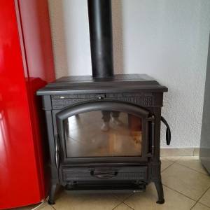 Kamin od lijevanog željeza