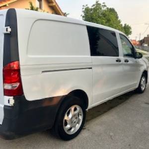 Mercedes Vito 111