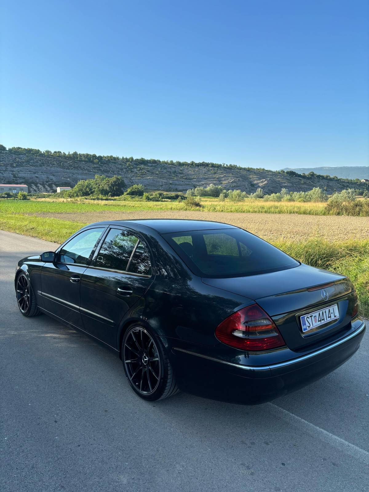Mercedes W211