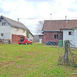 N. ZAGREB-HAVIDIĆ SELO: 2 kuće, ukupno 100 m2 na građevinskoj parceli!