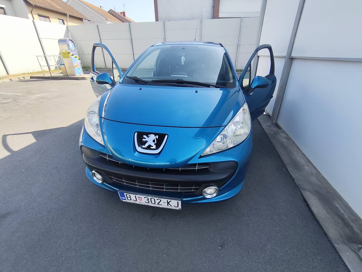 Pegouet 207