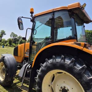 Renault Ares 610rz