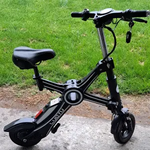 Romobil na struju,jedinstveni primjerak