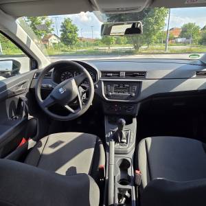Seat Ibiza 1.0 MPI registriran do 06/26, dva kompleta guma
