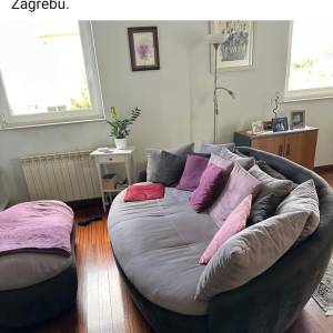 SJEDEĆA GARNITURA