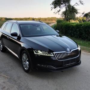 Škoda Superb Combi 2,0 TDI model 2021g.DSG, matrix, keyless, virtualni