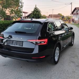 Škoda Superb Combi 2,0 TDI model 2021g.DSG, matrix, keyless, virtualni