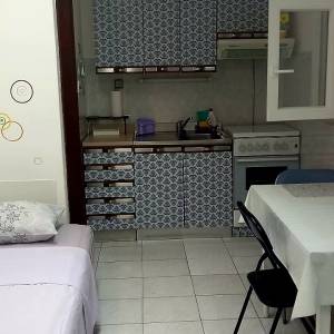 Studio apartman u Vodicama,  45 eura.