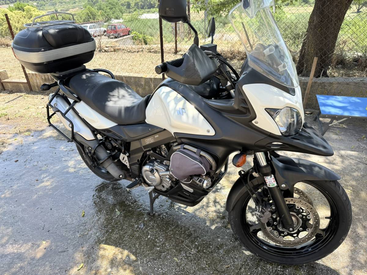 Suzuki v strom 650