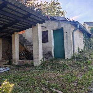 Vikend kuća za odmor s vinogradarskom kućom na mirnoj lokaciji